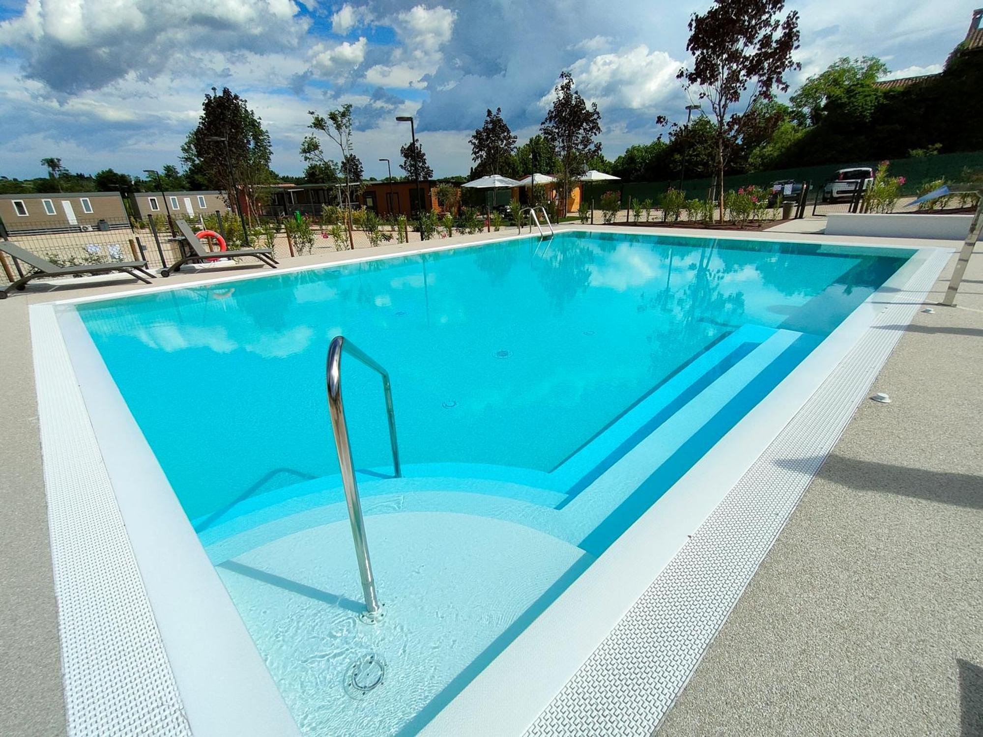 I Campi Wine Relais Hotel Ronchi  Bagian luar foto