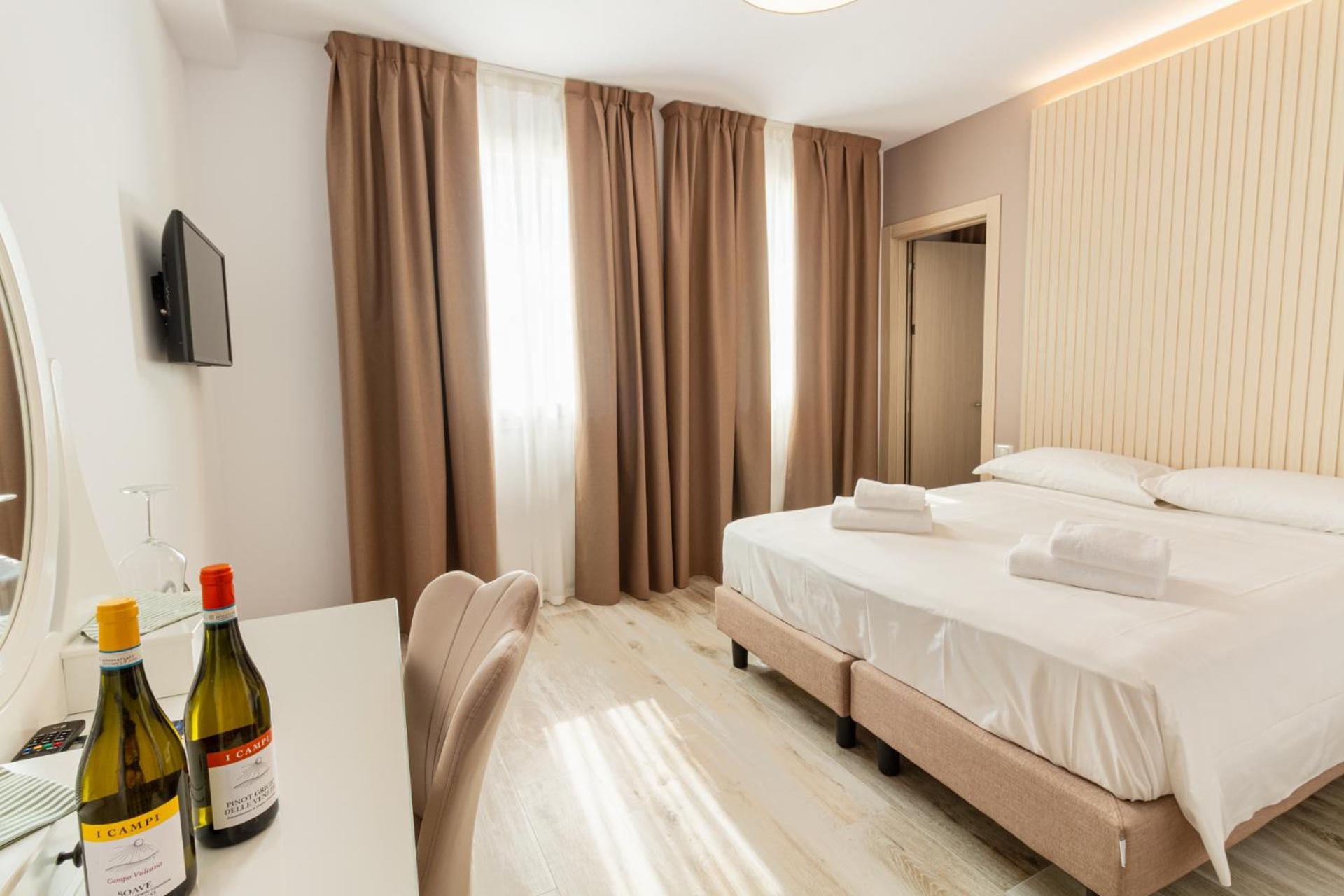 I Campi Wine Relais Hotel Ronchi  Bagian luar foto